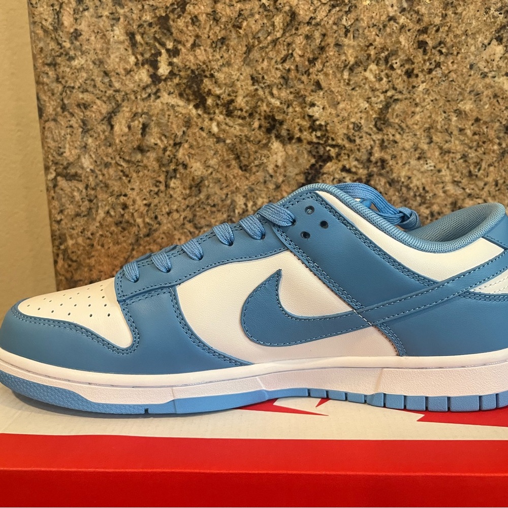 Dunk Low 'University Blue' Size 11.5 - Picture 2 of 4